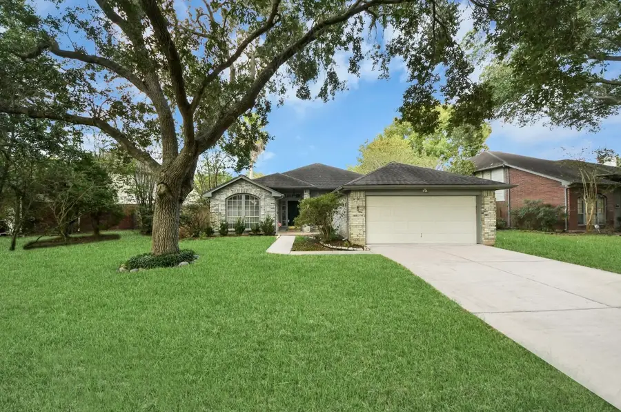 223 W New Meadows Drive, Sugar Land, TX 77479 - #2