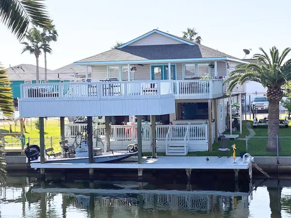 731 Marlin Street, Bayou Vista, TX 77563