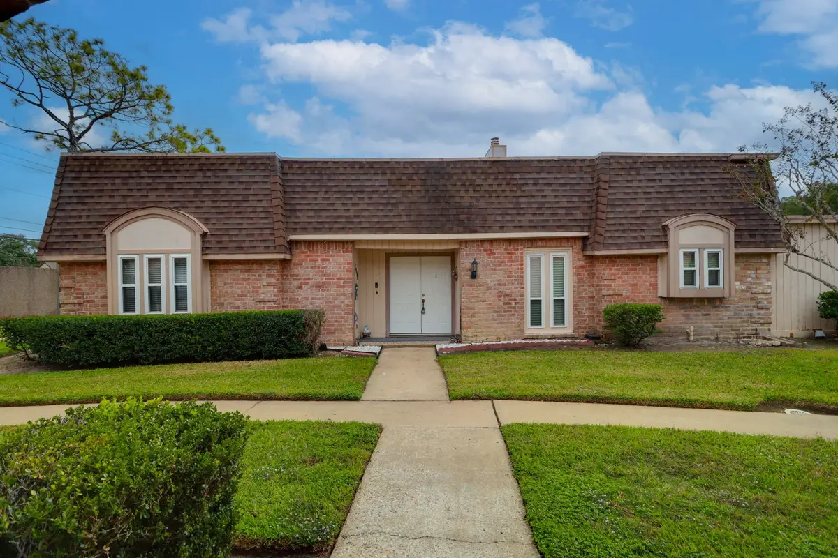 2912 Camelot Lane, Missouri City, TX 77459 - #1