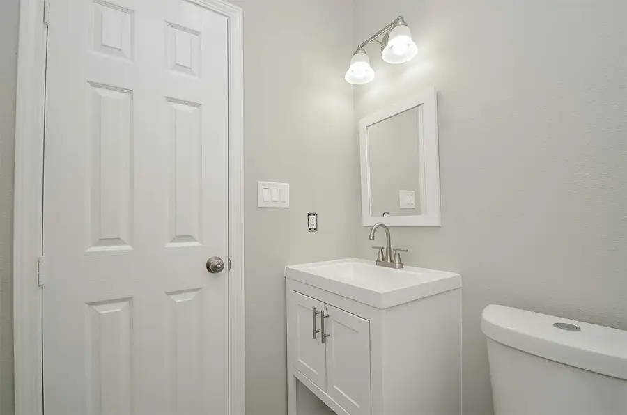 5621 Tommye Street, Houston, TX 77028 - Image #2