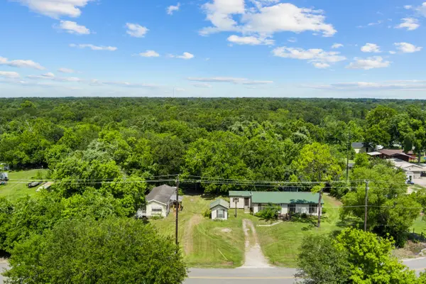 6119 Highland Road, Santa Fe, TX 77517