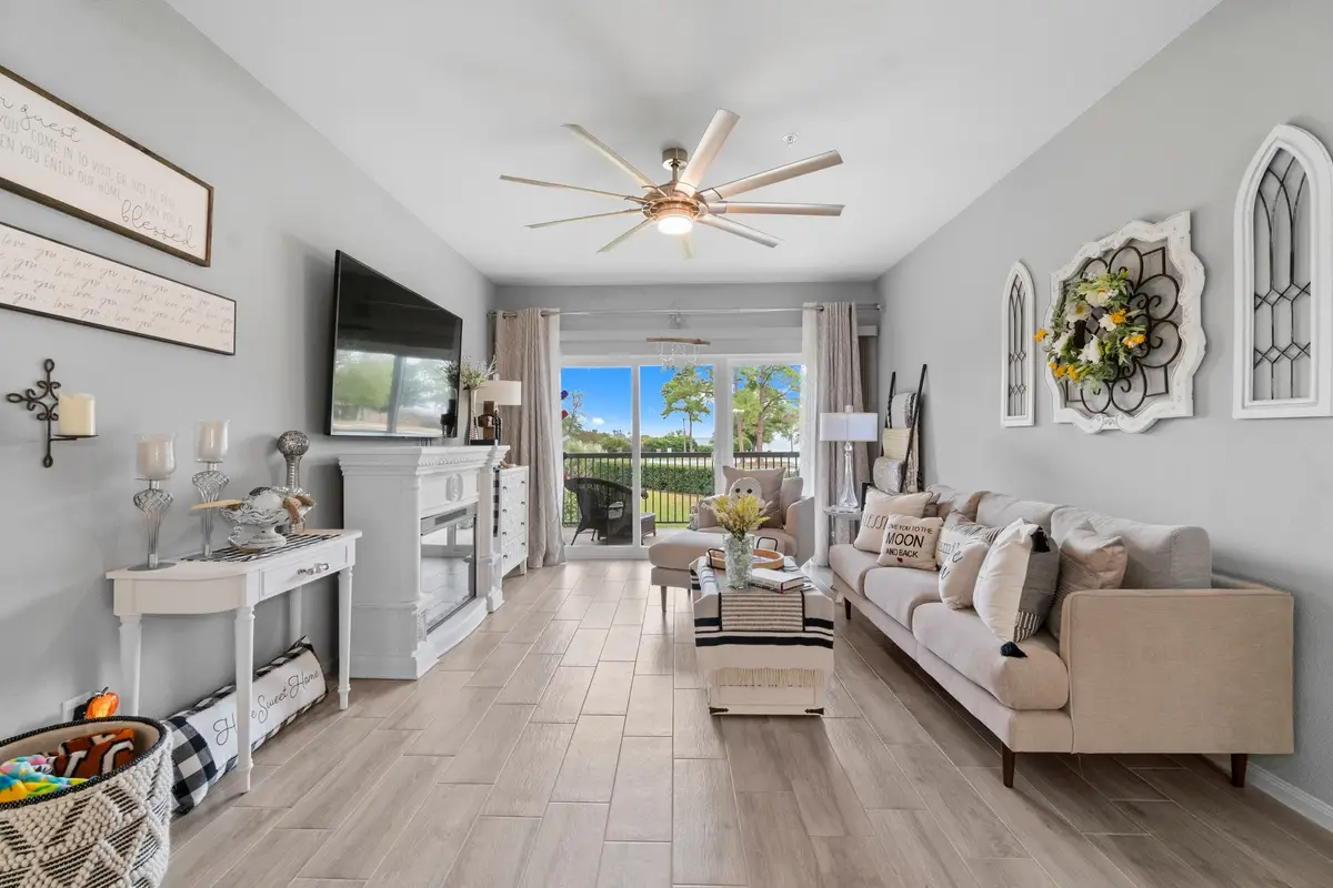 12800 Melville Drive #B109, Montgomery, TX 77356 - Image #1