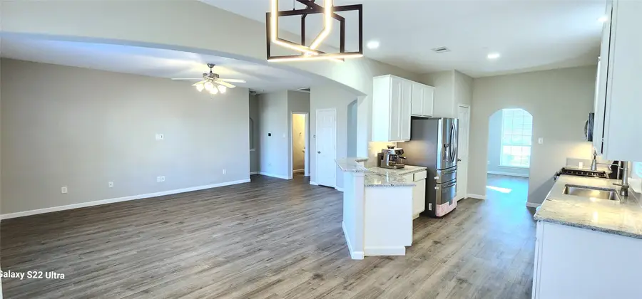 8530 E Highlands Crossing, Highlands, TX 77562 - Image #3