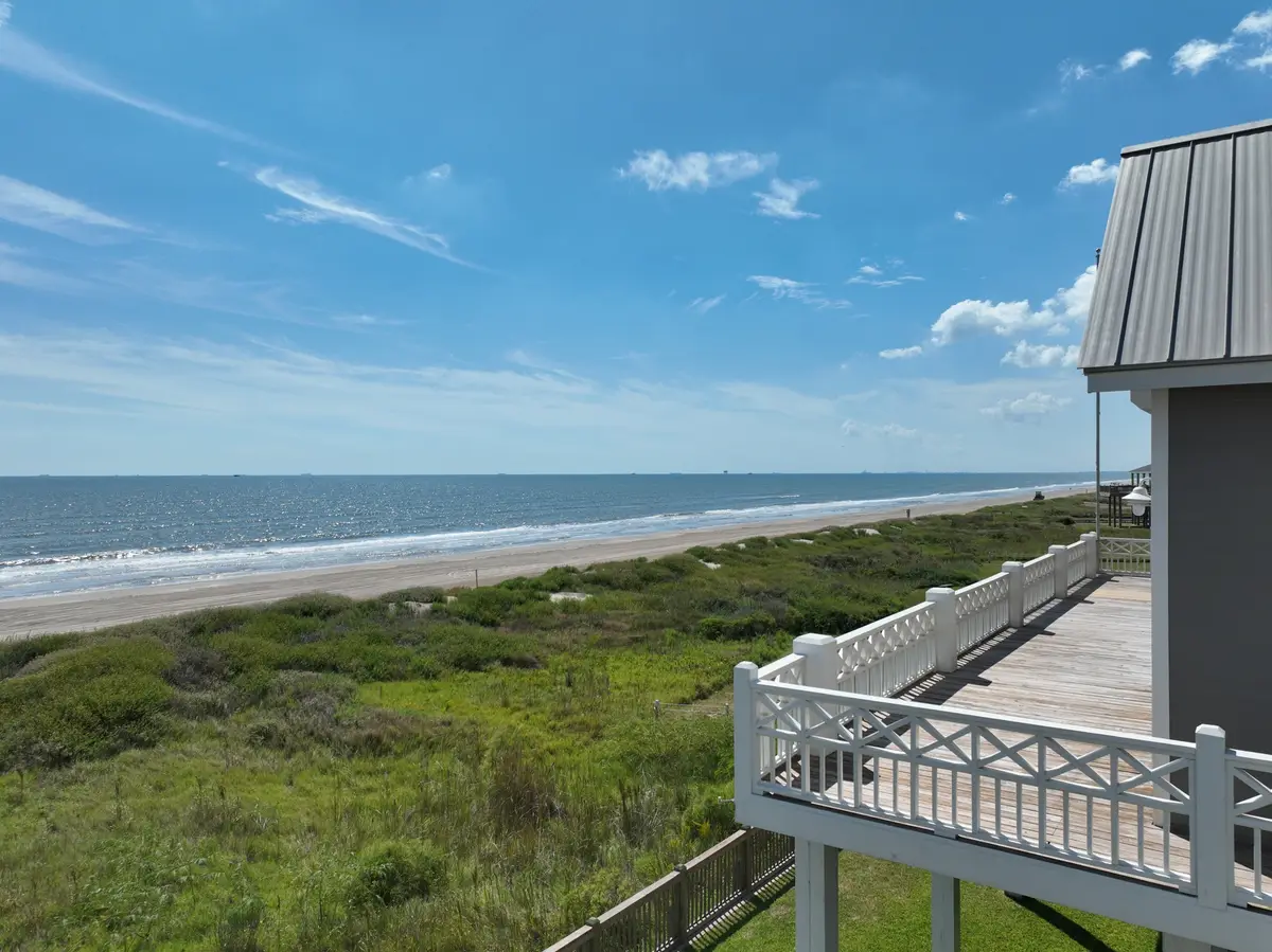 3450 Smiths Point, Crystal Beach, TX 77650 - #1