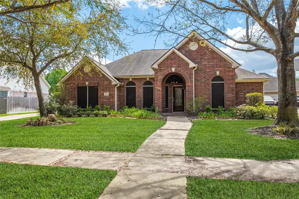 17327 Mesquite Brush Lane, Houston, TX 77095