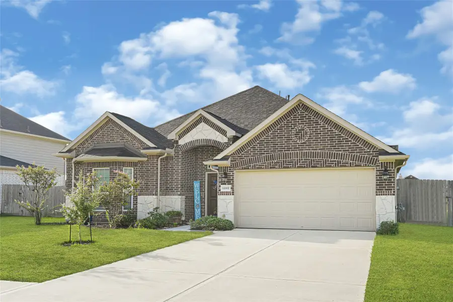 12002 Champions Forest Drive, Monterey Belvieu, TX 77535 - #2