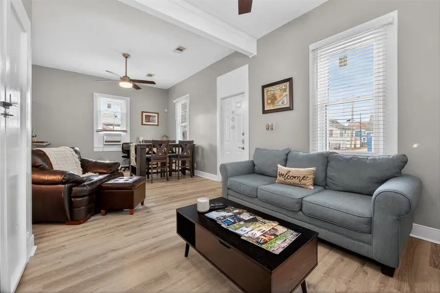 615 7th Street, Galveston, TX 77550 - Image #2