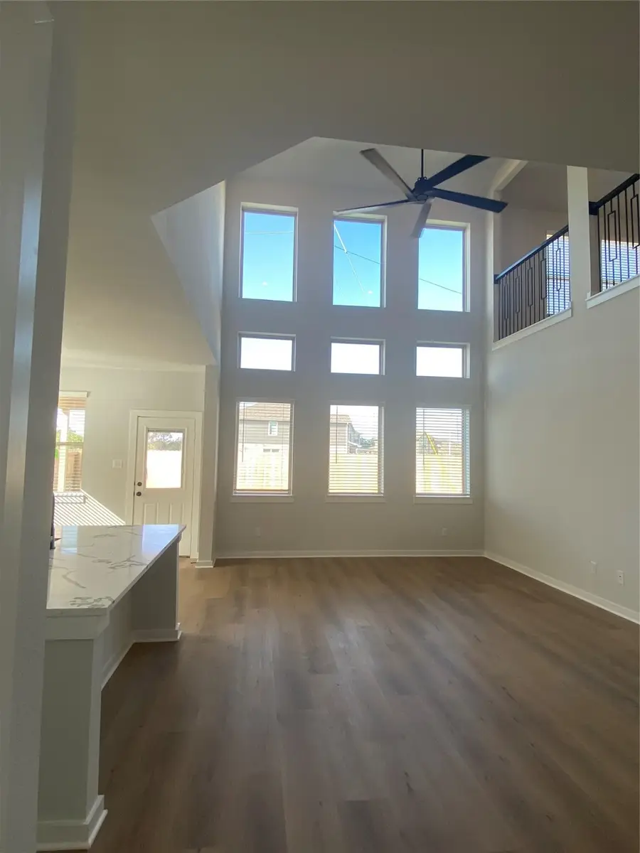 407 Zeus Mountains Dr, Crosby, TX 77532 - Image #3