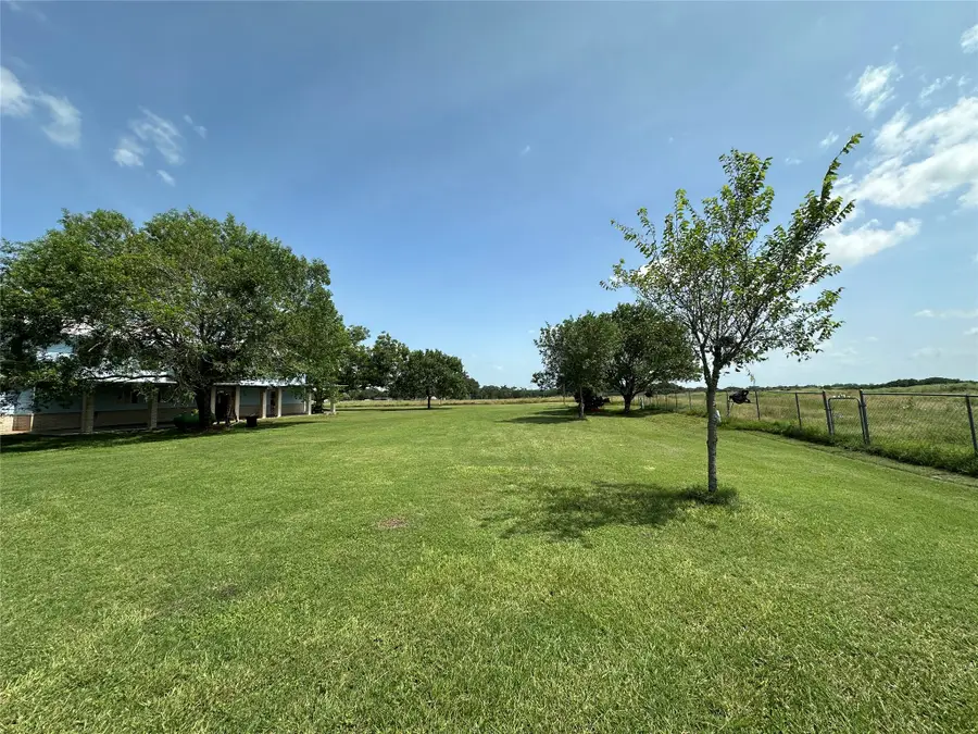 2927 County Road 240, Hallettsville, TX 77964 - #3
