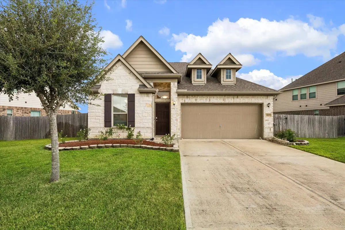 1815 Oakdale Mist Drive, Dickinson, TX 77539 - #1
