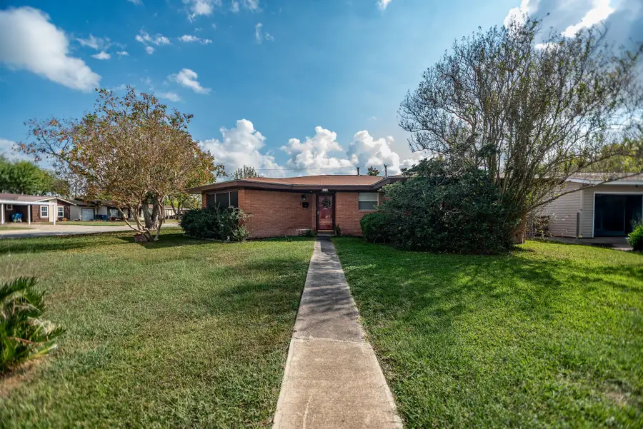 218 Burnet Street, Port Lavaca, TX 77979 - Image #3