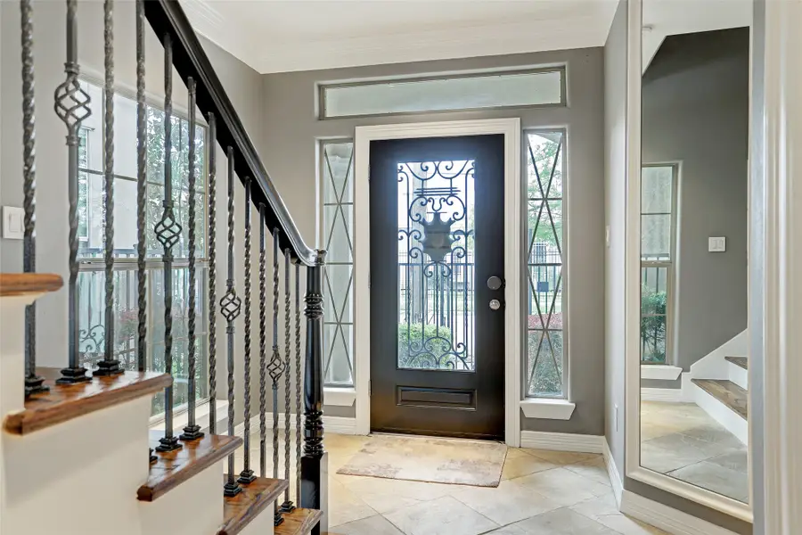 2810 Helena Street, Houston, TX 77006 - Image #2