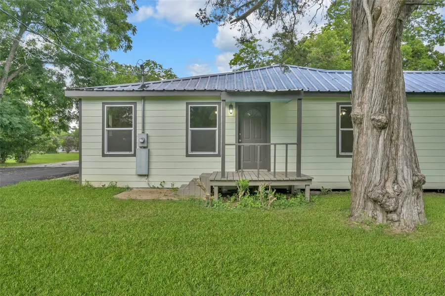 511 Front Street, New Waverly, TX 77358 - Image #2