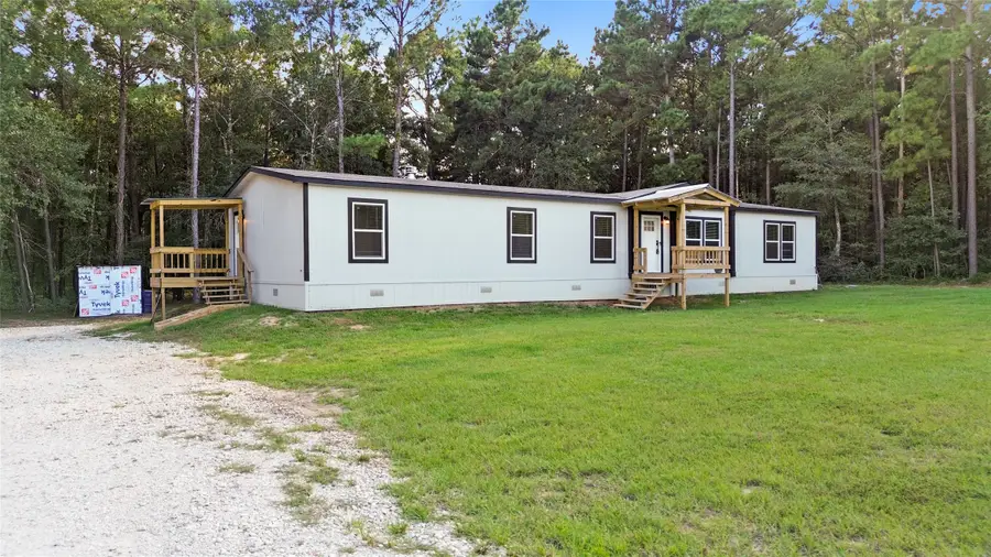 263 Robinson Creek Road, Huntsville, TX 77340 - Image #2