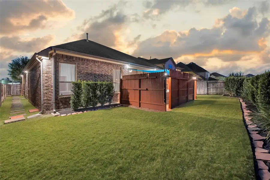 9619 Hideaway Green Drive, Richmond, TX 77406 - Image #2