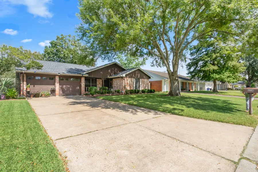 2114 Savanna Court S, League City, TX 77573 - Image #2