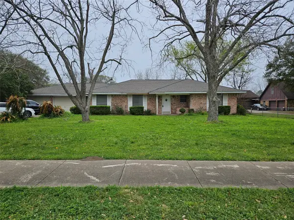 2605 B F Terry Boulevard, Rosenberg, TX 77471