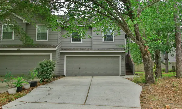 10 Jenny Wren Court, The Woodlands, TX 77382