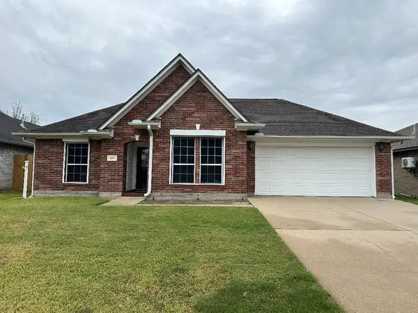 603 Manor Drive, Angleton, TX 77515