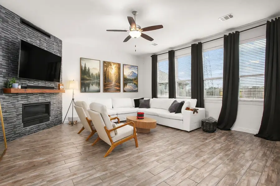 2609 Pines Trace Lane, League City, TX 77573 - Image #3