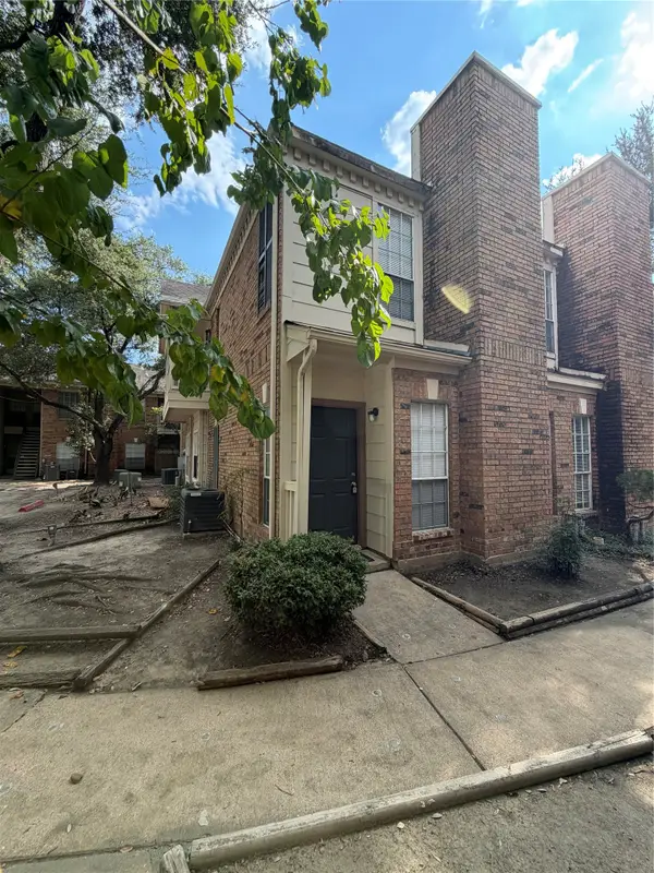 2626 Holly Hall Street #102, Houston, TX 77054