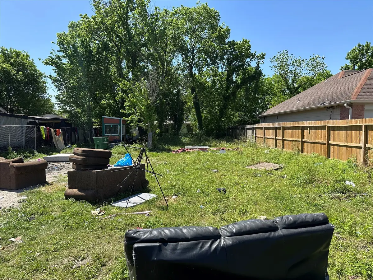 3916 Galesburg Street, Houston, TX 77051 - Image #1