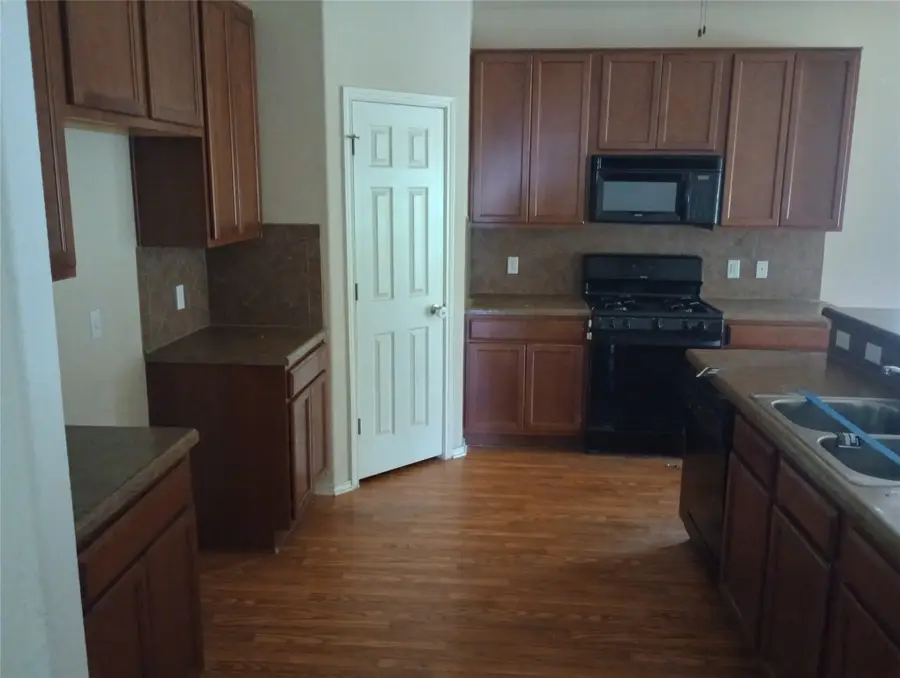 1684 Twin Cove, Kyle, TX 78640 - #2