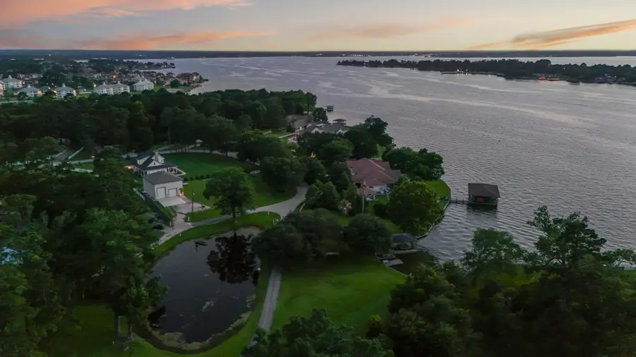 9239 Lake Conroe Drive, Conroe, TX 77304 - #2