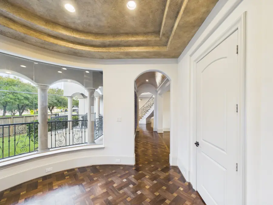 4003 Dumbarton St, Houston, TX 77025 - #3