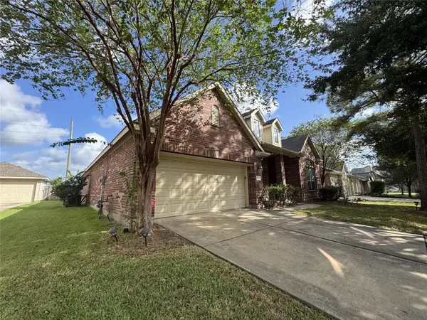 12111 Fall River Pass Lane, Humble, TX 77346