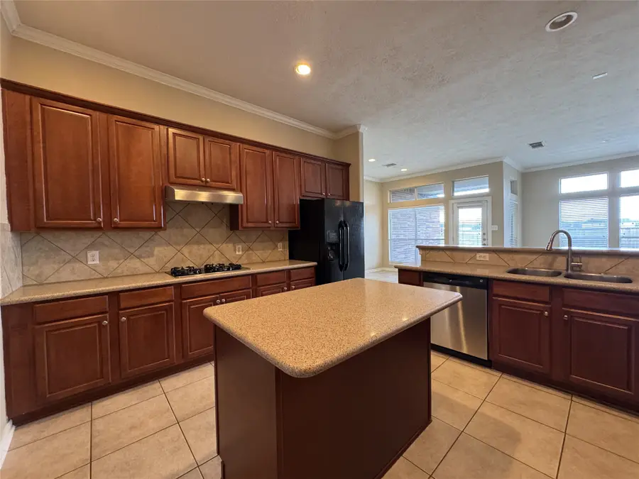 12111 Fall River Pass Lane, Humble, TX 77346 - #2