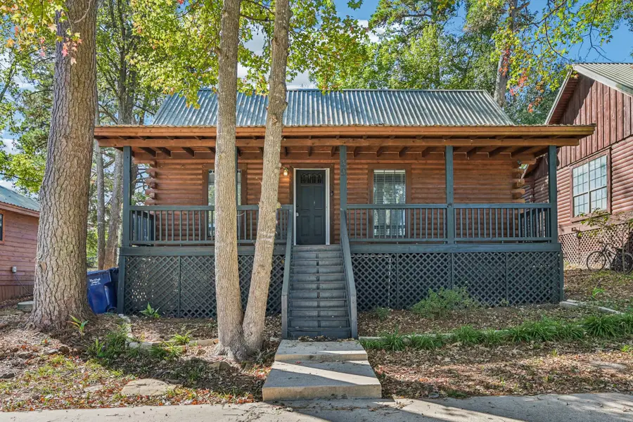 55 Hunters Creek Drive, Huntsville, TX 77340 - Image #2