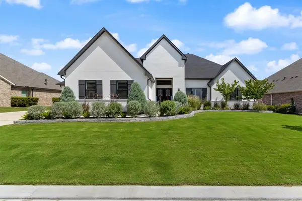 9776 Greenridge View Drive, Willis, TX 77318