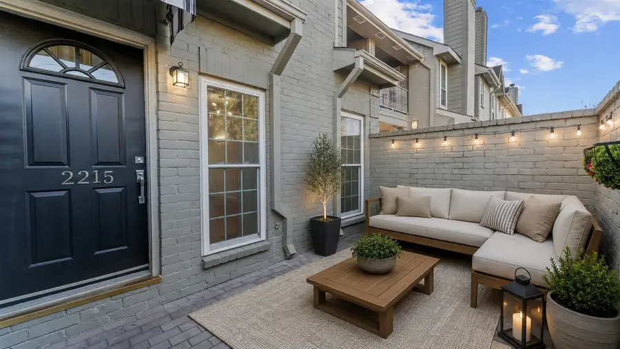 2215 Stanford Street #2215, Houston, TX 77006 - #3