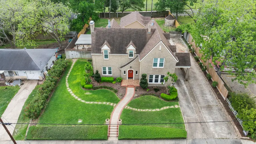 801 W Main Street, Brenham, TX 77833 - #2