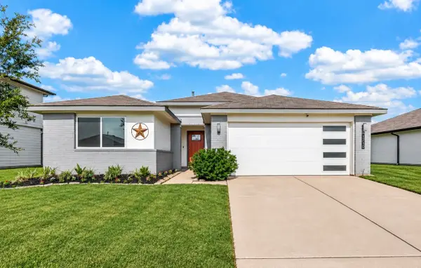 1710 Mountain Echo Drive, Richmond, TX 77469