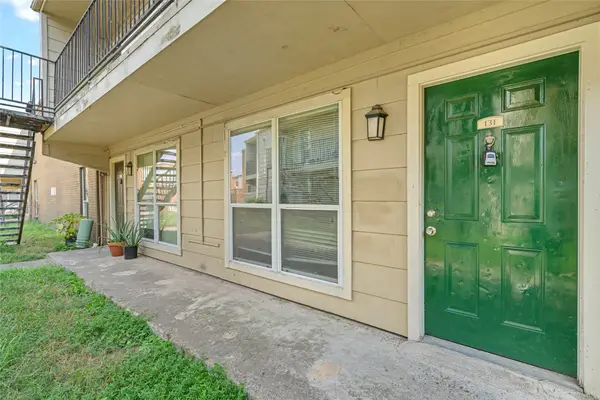 8100 Creekbend Drive #131, Houston, TX 77071