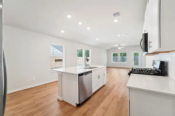 18617 Timber Glen Court, Montgomery, TX 77316