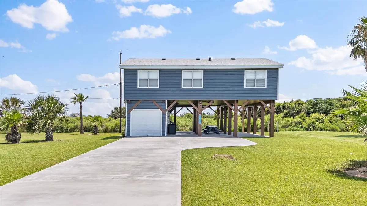 4039 San Jacinto Drive, Galveston, TX 77554 - Image #1