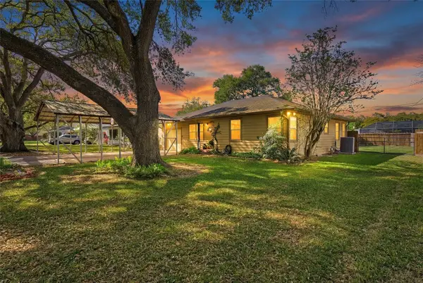 2501 Marguerite Street, Bay City, TX 77414