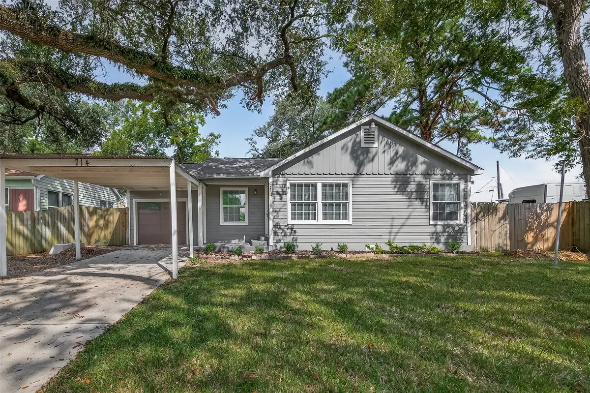 714 E Humble Street, Baytown, TX 77520 - Image #1
