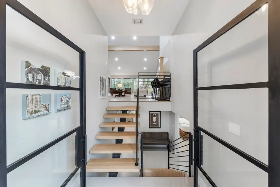 14 Wakerobin Court, The Woodlands, TX 77380 - Image #3