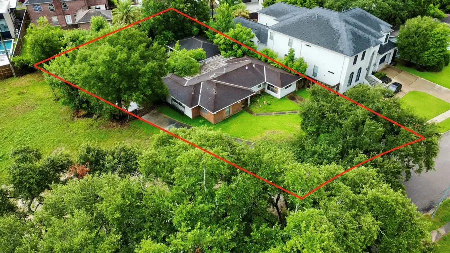 5027 Grape Street, Houston, TX 77096 - #2