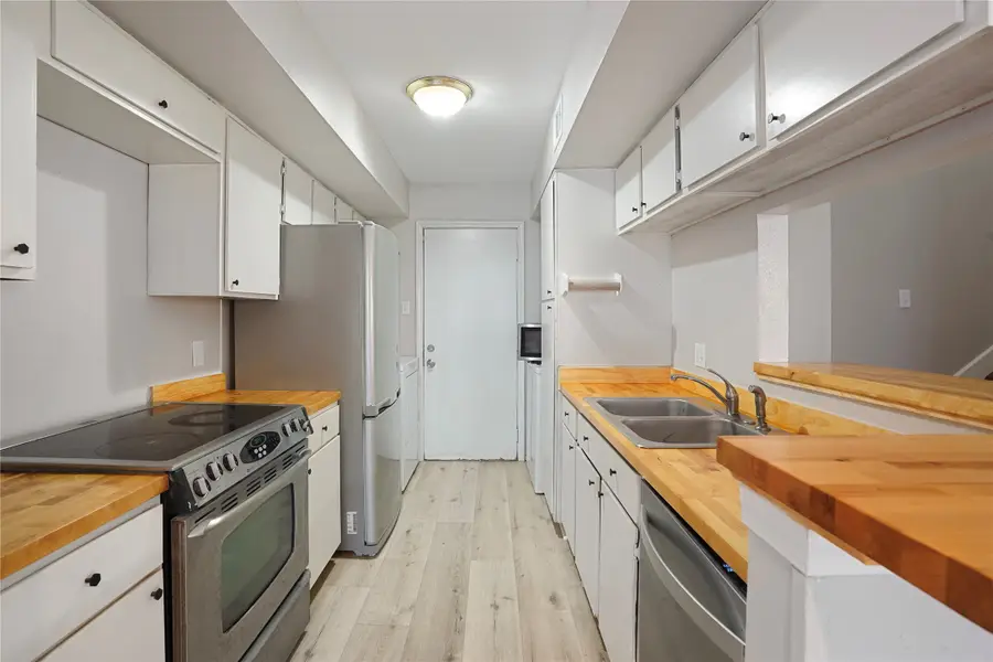 6633 W Airport Boulevard #1208, Houston, TX 77035 - Image #2