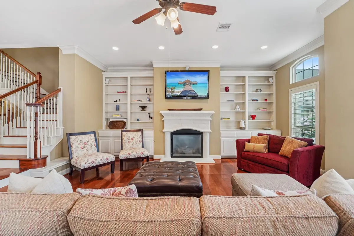 9114 Campbell Court, Houston, TX 77055 - Image #1