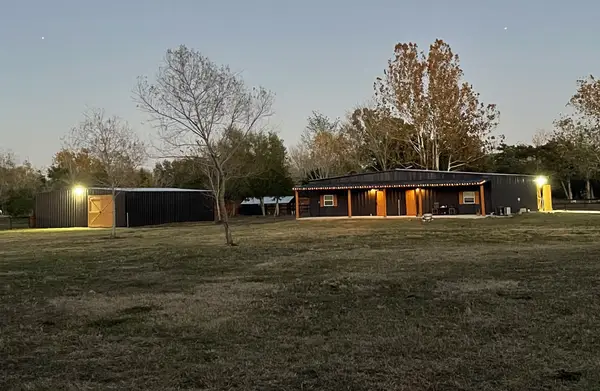 6407 Avenue O, Santa Fe, TX 77510