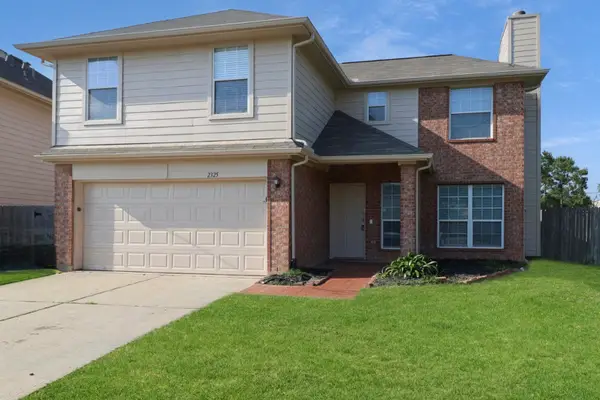 2325 Shady Pine Drive, Conroe, TX 77301