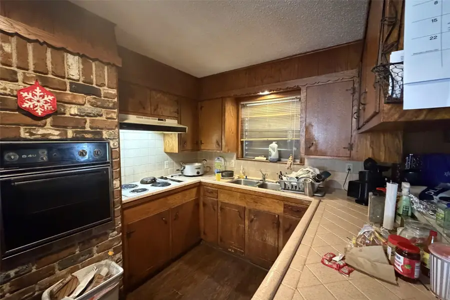 2510 Sunnycrest Drive, Texas City, TX 77590 - #3