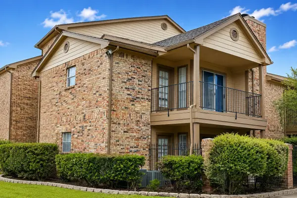 2121 Hepburn Street #810, Houston, TX 77054