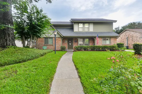 3114 Falling Brook Drive, Kingwood, TX 77345